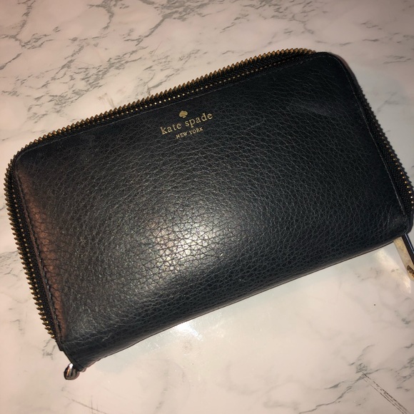 Kate Spade Wallet - Picture 2 of 4